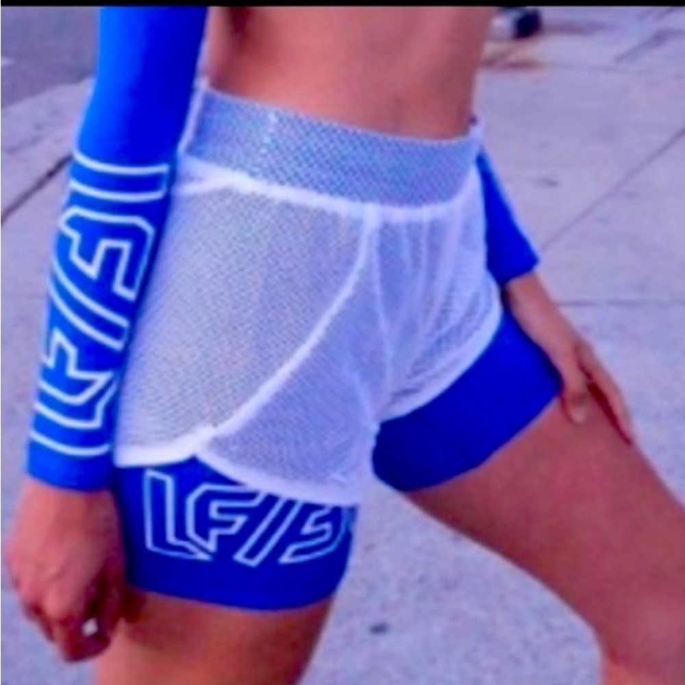 💙🦋NWT L F THE BRAND SHORTS